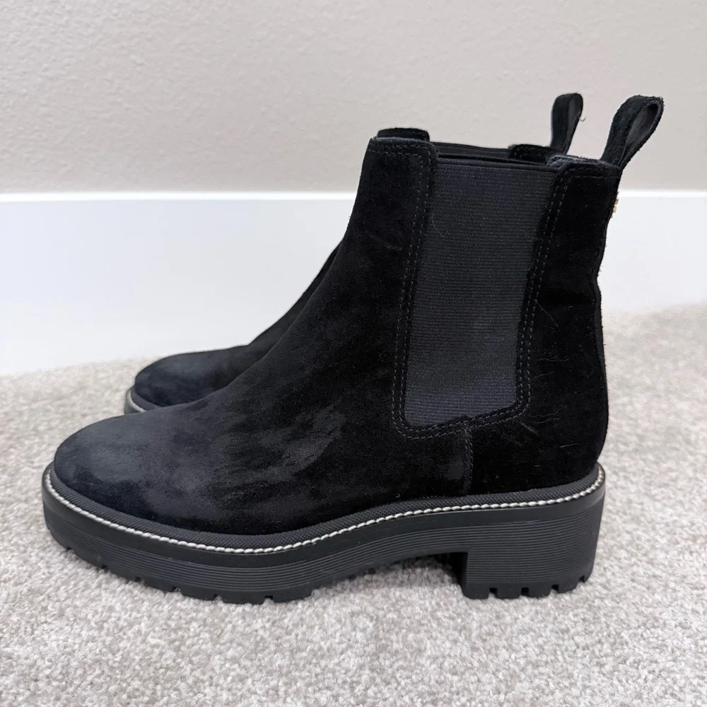 Tory Burch Chelsea black suede boots size 6.5 M like new condition!